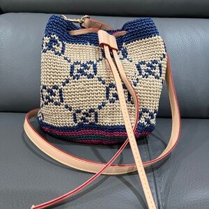 Handmade Blue and Beige Knit Bucket Crossbody Shoulder Bag